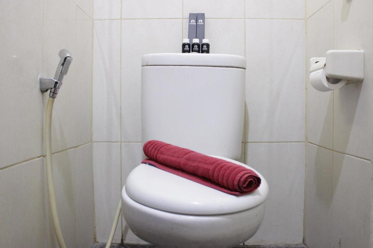Private & Stylish 2br At Gateway Ahmad Yani Cicadas By Travelio Bandung